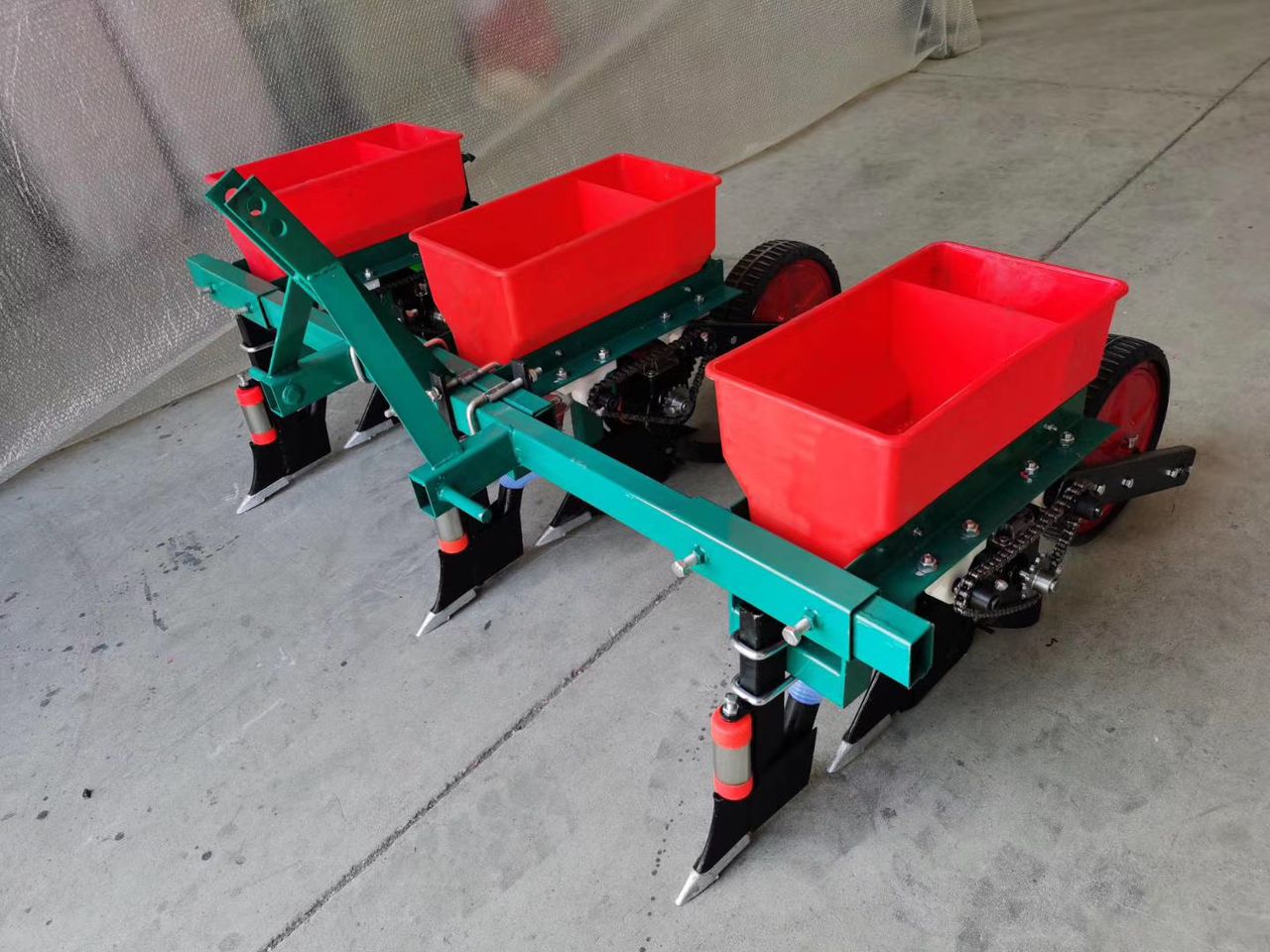 Tractor Driven Seeder with Fertilizer 3 Row - Hans Agriculture ...